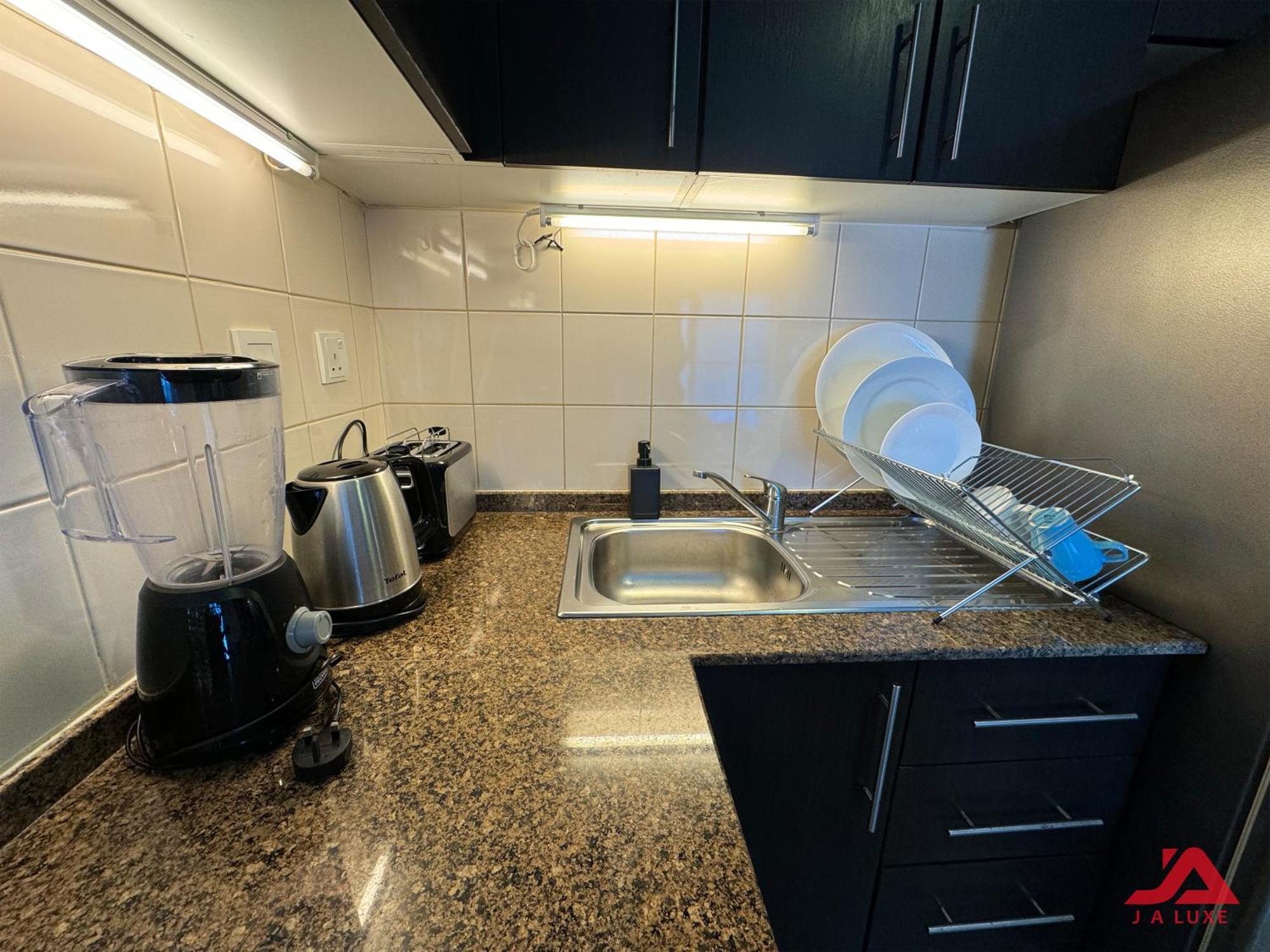 Cozy Marina & Sea View Apt In Bay Central Tower Dubai Marina With Modern Gym & Pool, Steps To Beach & Metro Exterior foto
