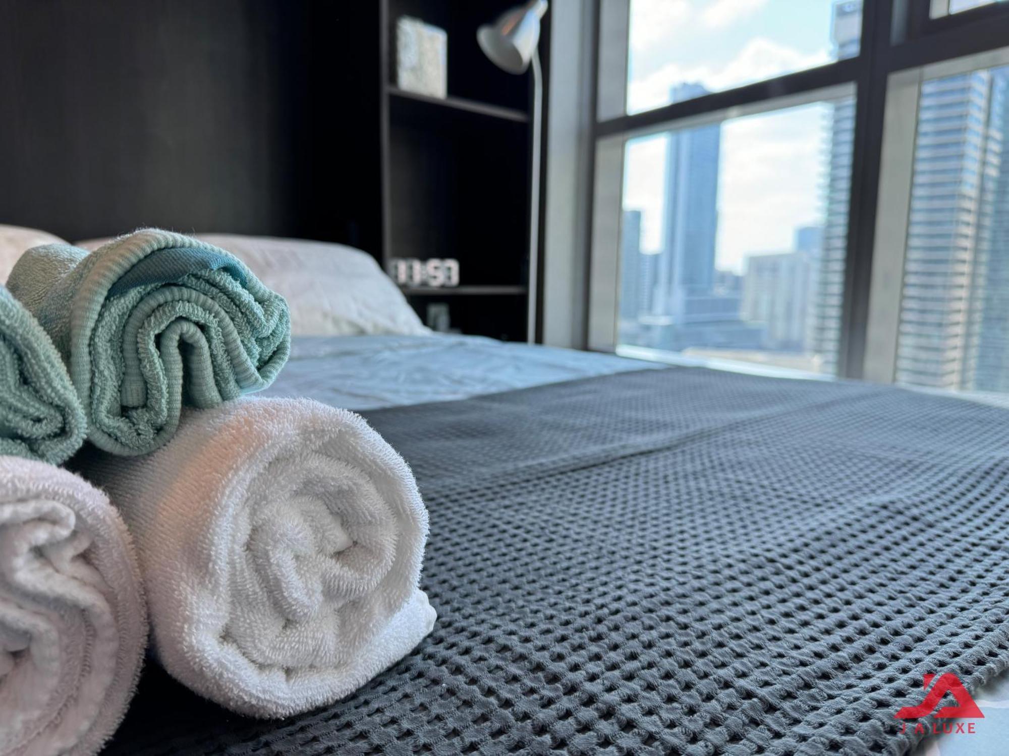 Cozy Marina & Sea View Apt In Bay Central Tower Dubai Marina With Modern Gym & Pool, Steps To Beach & Metro Exterior foto